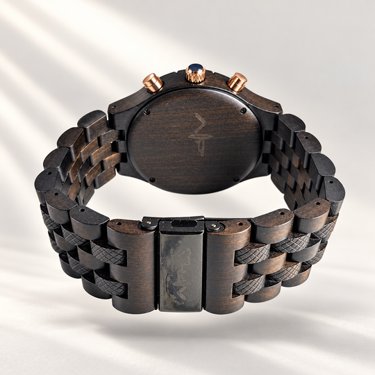 Makai Dark Waters rear bracelet and clasp detail on V3 watch background